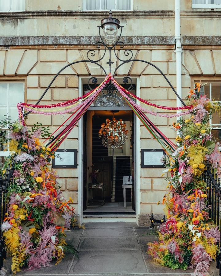 No 15 By Guesthouse, באת' מראה חיצוני תמונה The entrance to the restaurant in 2019
