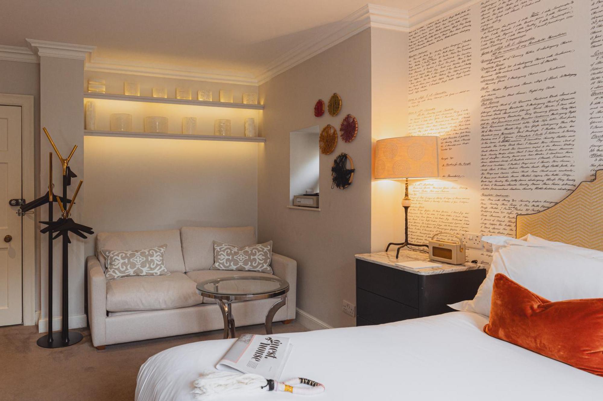 No 15 By Guesthouse, באת' מראה חיצוני תמונה A room at the hotel